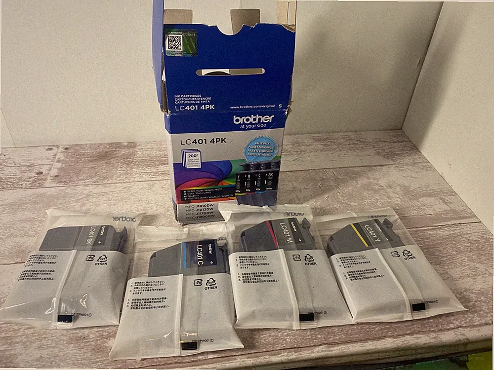 GENUINE Brother LC401XL Ink 4 Pack B C M Y for MFC-J1010DW MFC-J1012DW M 11/2028