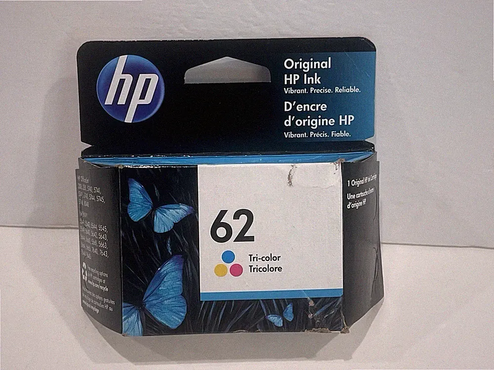 Original Genuine HP 62 Tri-Color Printer Ink Cartridge - New In Box OEM Exp 2023